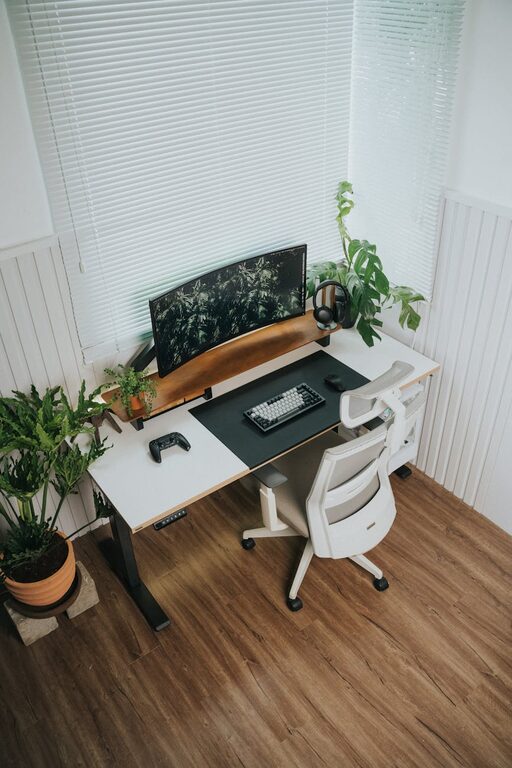 Tips for Creating a Relaxing and Productive Home Workspace